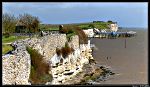 Falaises Blanches de calcaire en bord de Gironde Talmont