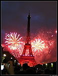 Paris Feu d artifice du 14 Juillet Tour Eiffel Champ de Mars